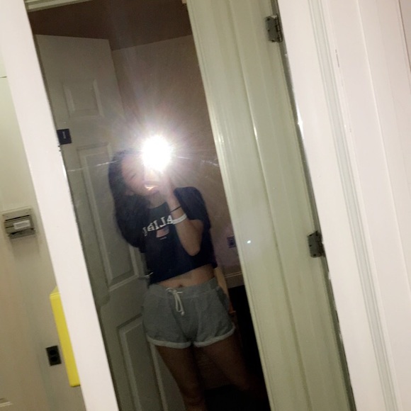 Meet your Posher, Keren - Picture 1 of 1